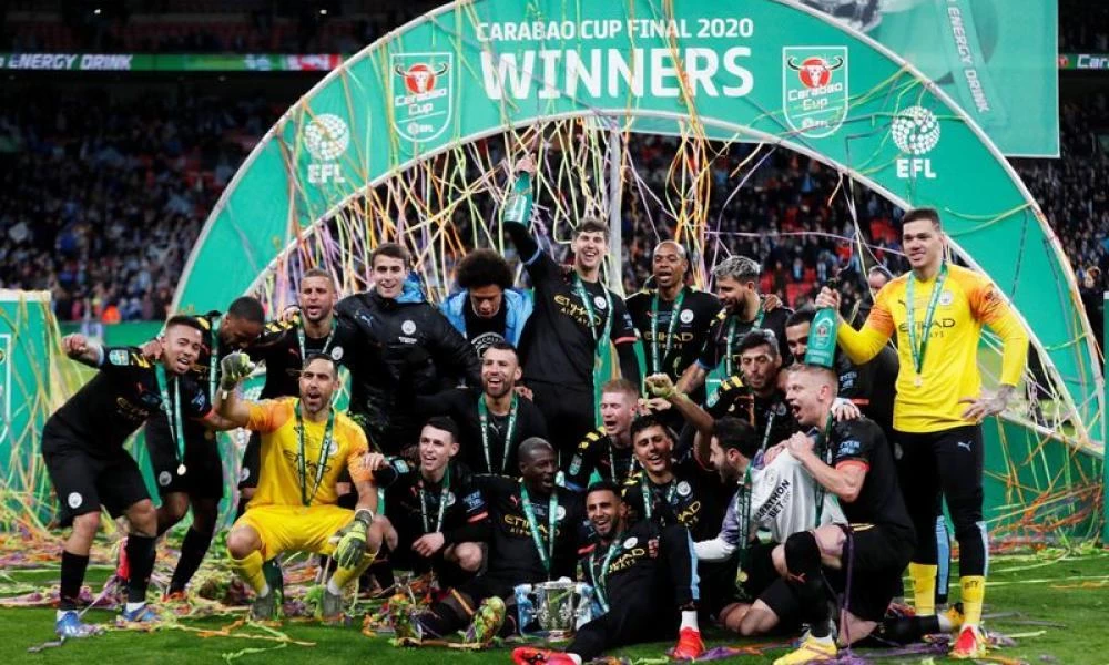 Μάντσεστερ Σίτι: Σήκωσε την πρώτη κούπα – Βίντεο